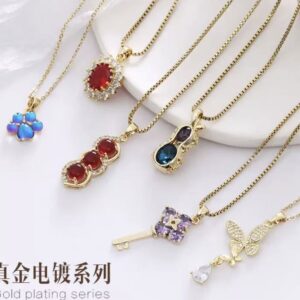 A luxurious modern style necklace for women's love